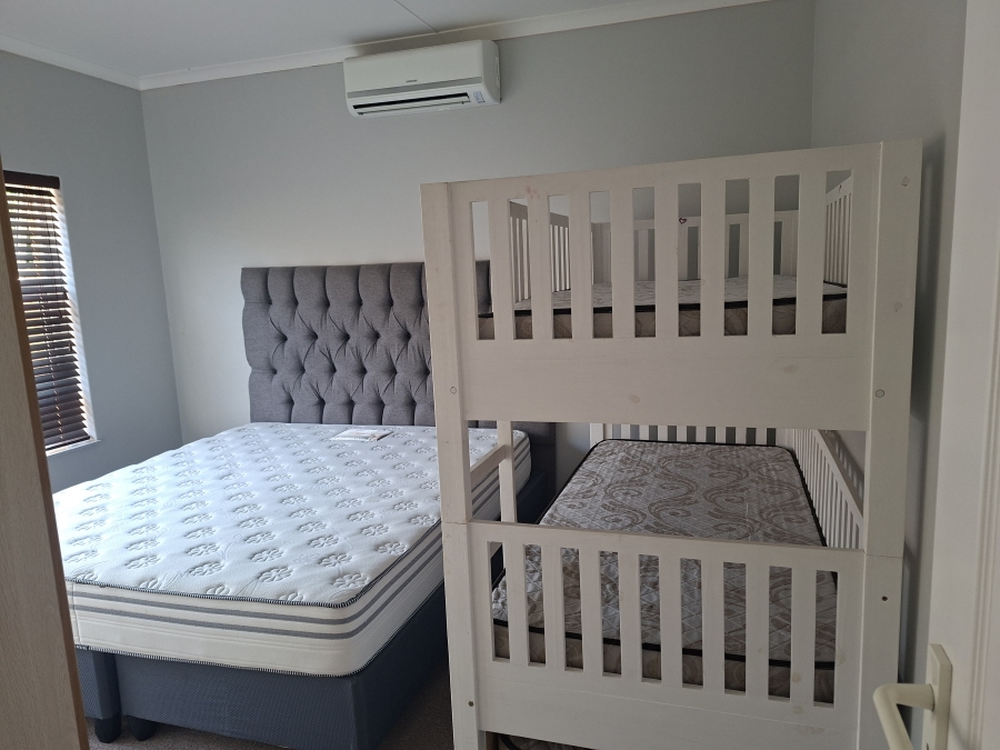 6 Bedroom Property for Sale in Aston Bay Eastern Cape